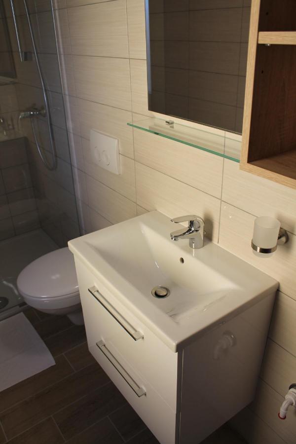 Petite Apartment Марибор Экстерьер фото